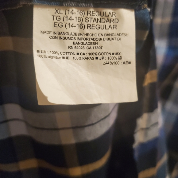 Four Shirt - Picture 9 of 16